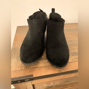 Torrid stretch ankle boots